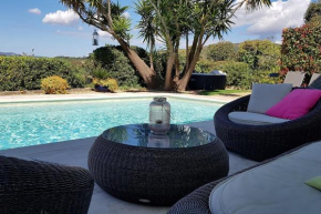 Rez de Villa, vue magnifique, piscine chauffée privée, spa
